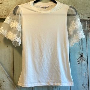 Lace sleeve gorgeous top